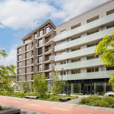 شقة Stylish Flat By The Metro *