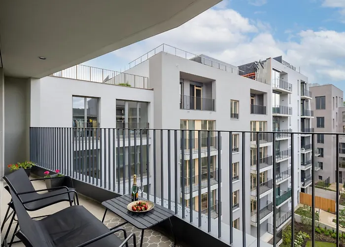 Stylish Flat By The Metro *