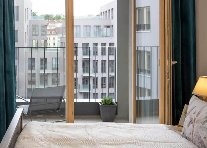 דירה Stylish Flat By The Metro