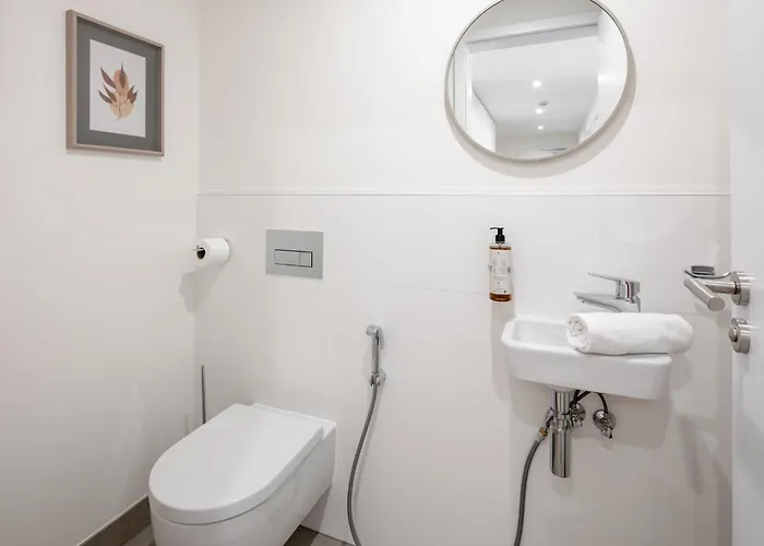 דירה Stylish Flat By The Metro פראג
