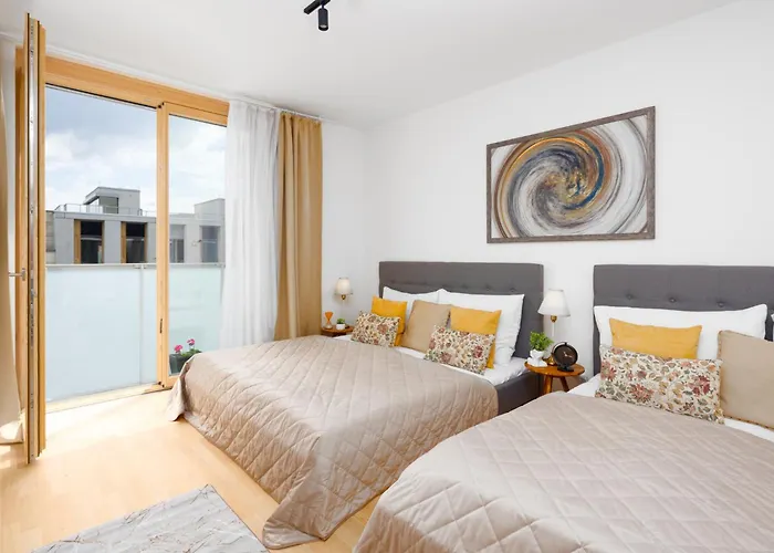 Stylish Flat By The Metro Prag