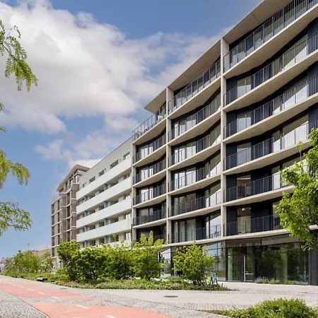 Stylish Flat By The Metro Appartement